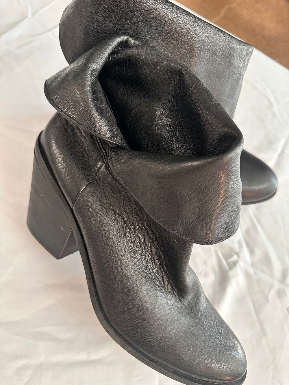 Lucky Brand Black Leather Foldover Cuff Ankle Boots Booties Size 10M Block Hee